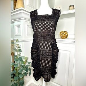 BCBGMaxAzria Bodycon Renee Ruched Sleeveless Black and Nude Dress Size Large